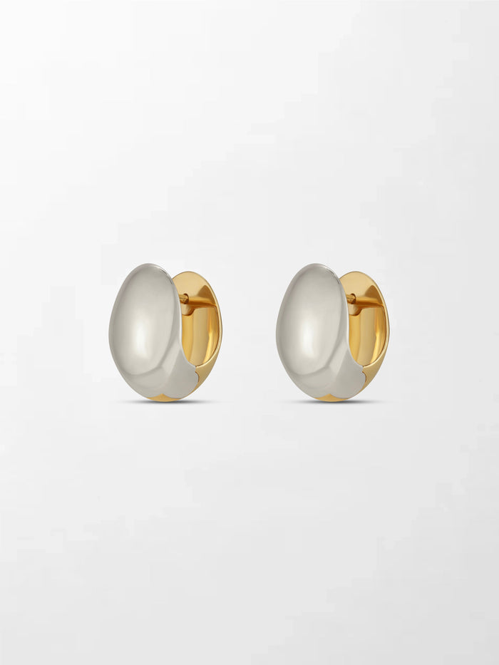White and Gold Curve Huggies 18K