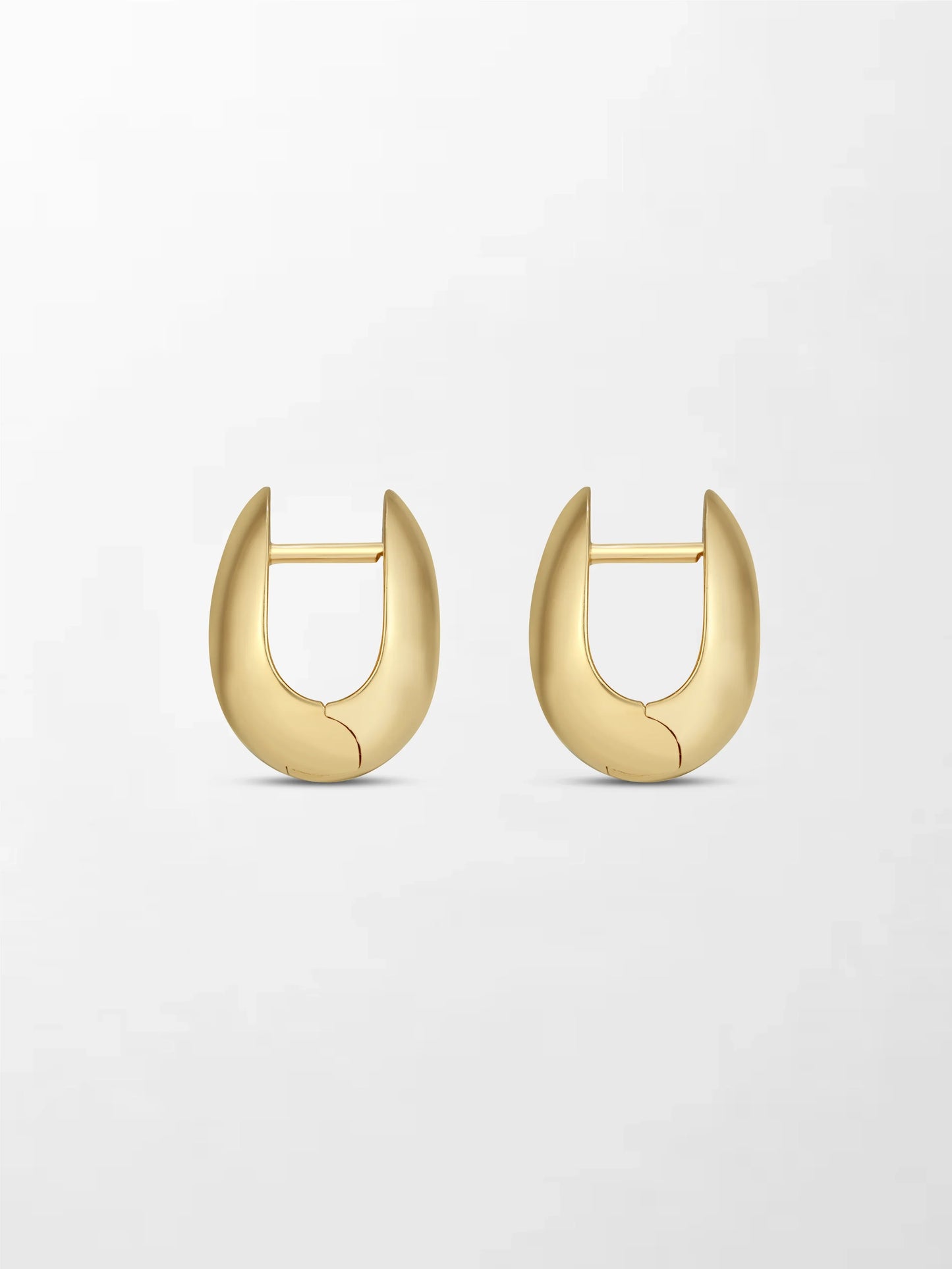 Curve Huggies 14K