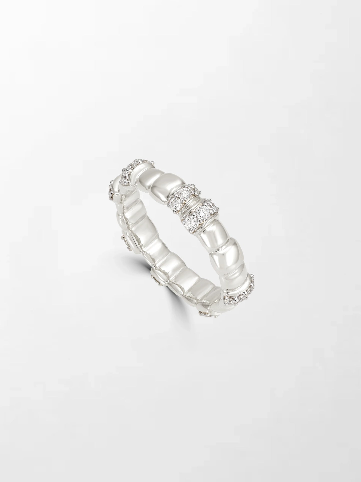 Sleek Snow Grooved Band