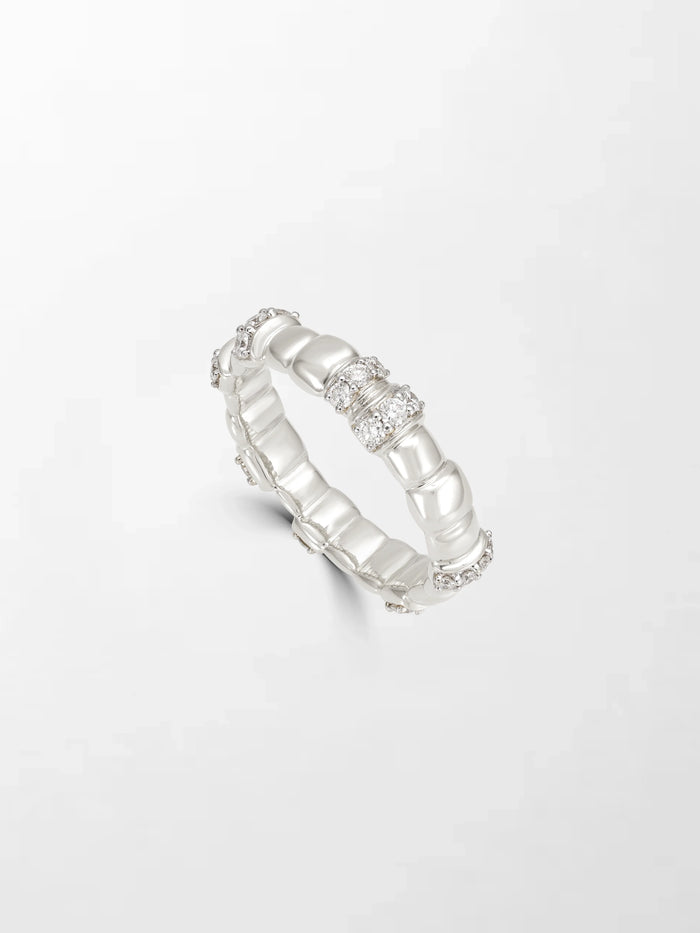 Sleek Snow Grooved Band