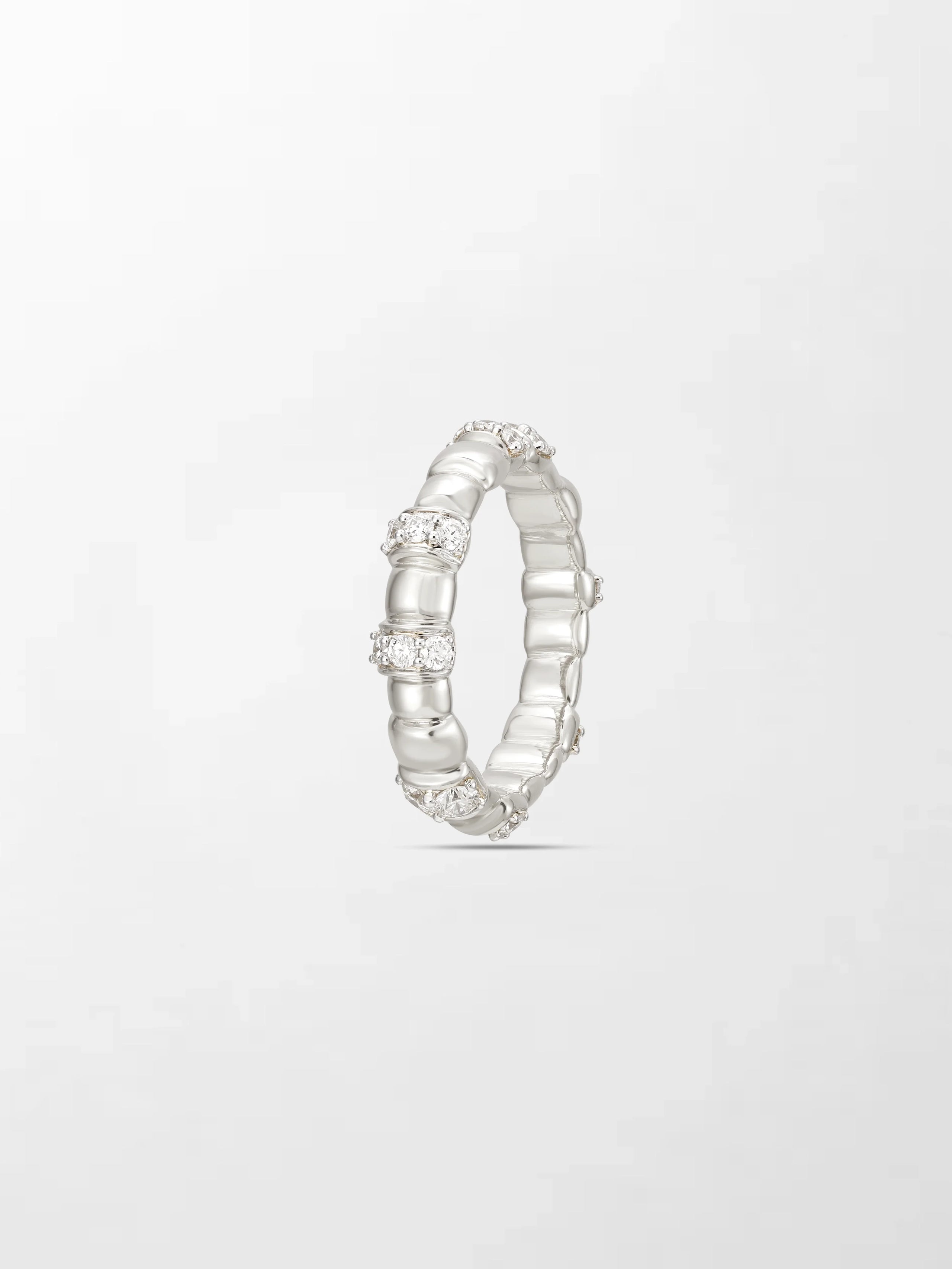 Sleek Snow Grooved Band