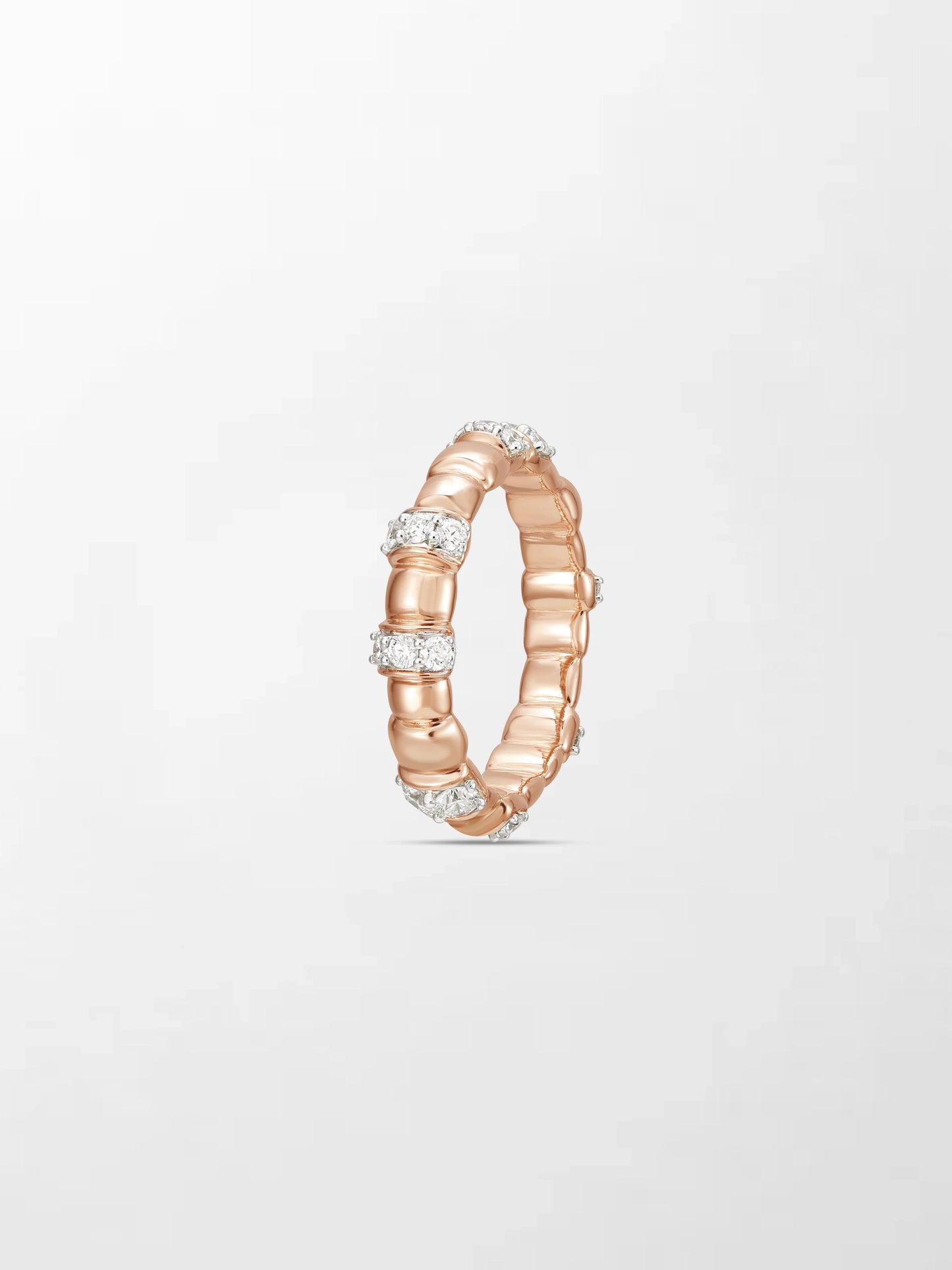 Sleek Rose Grooved Band