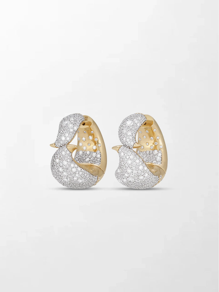 Bold Flick Earring