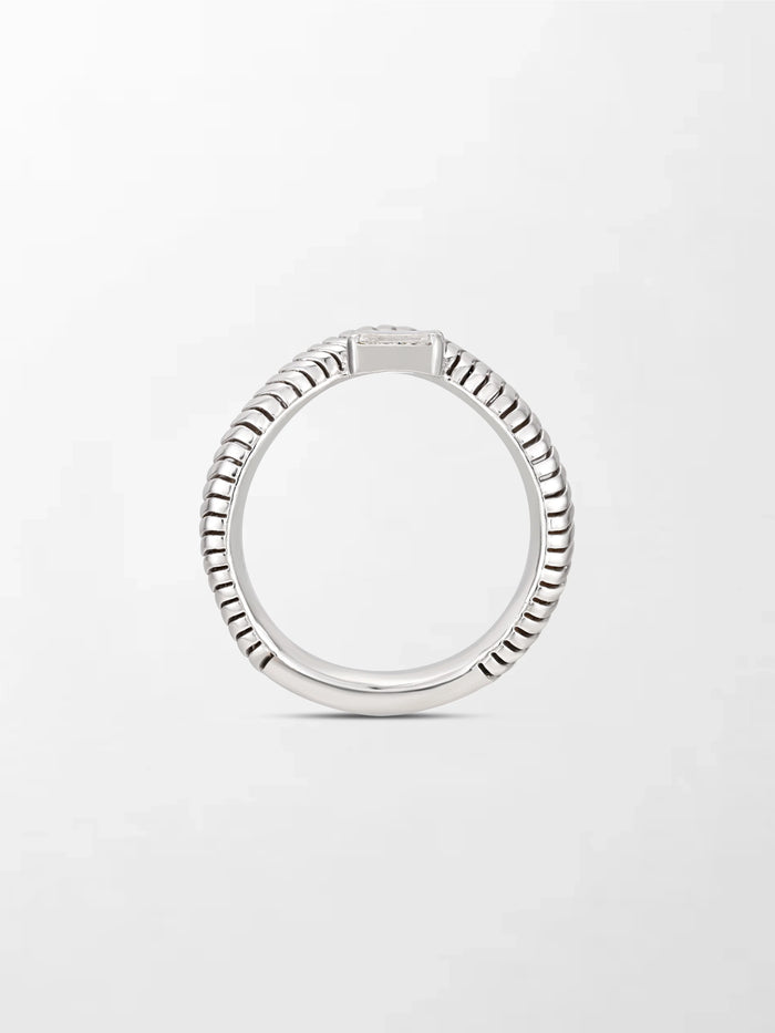 Emerald Cut Wave Ring