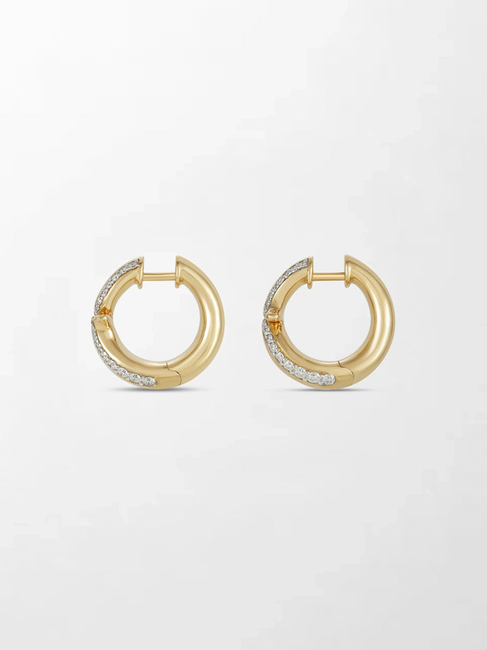 Edge Diamond Flick Earrings