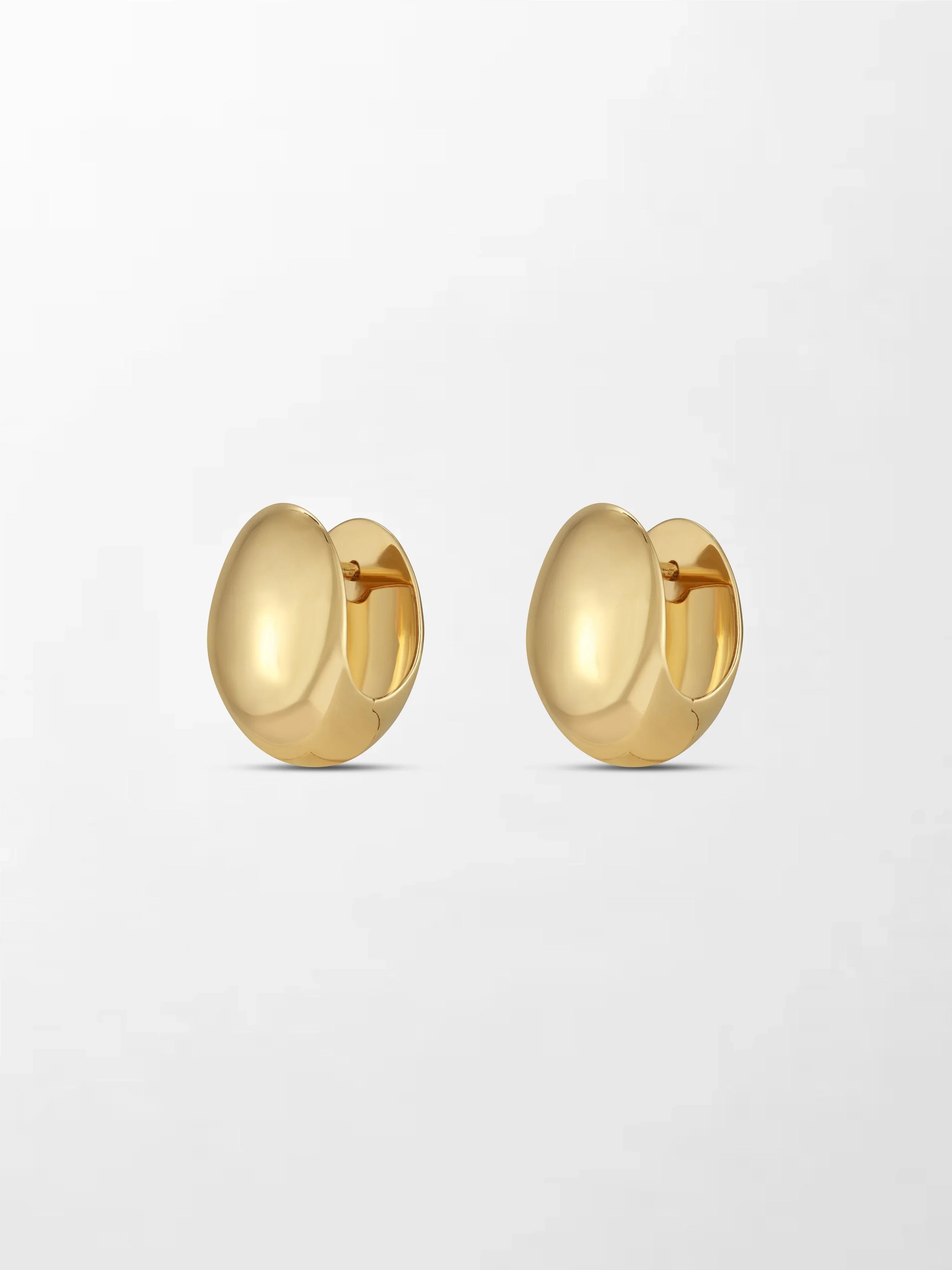 Curve Huggies 14K