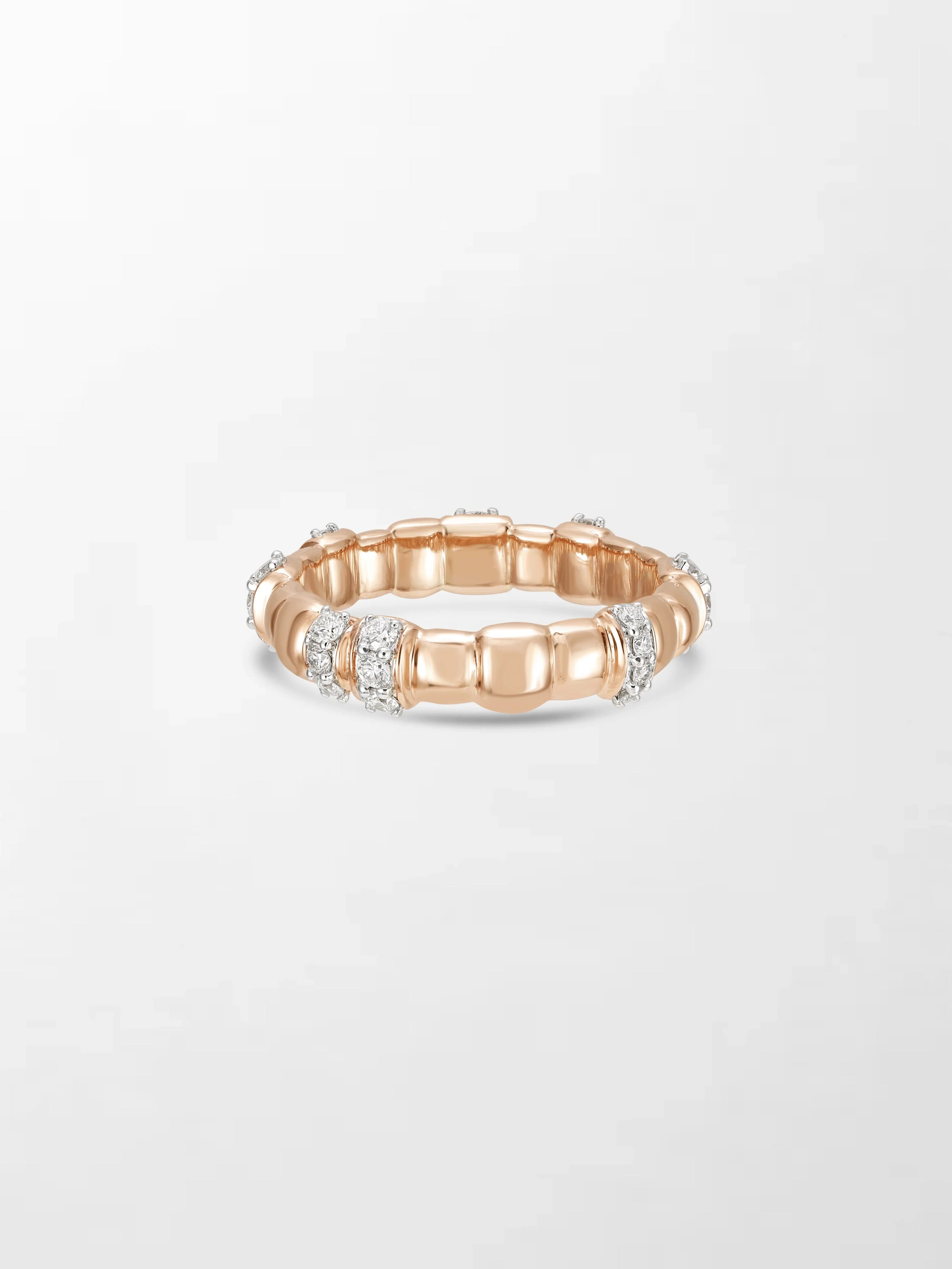 Sleek Rose Grooved Band
