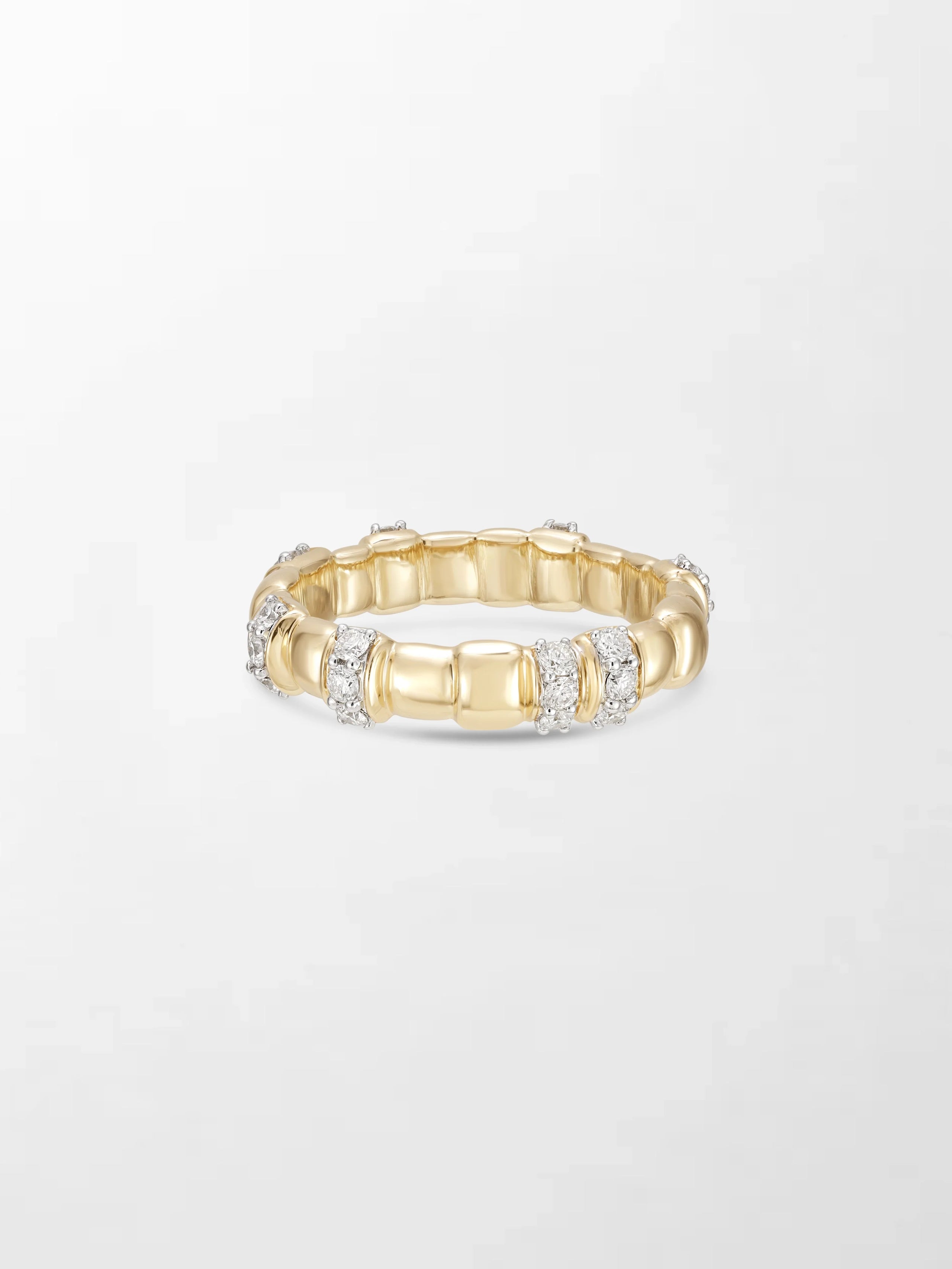 Sleek Gold Grooved Band