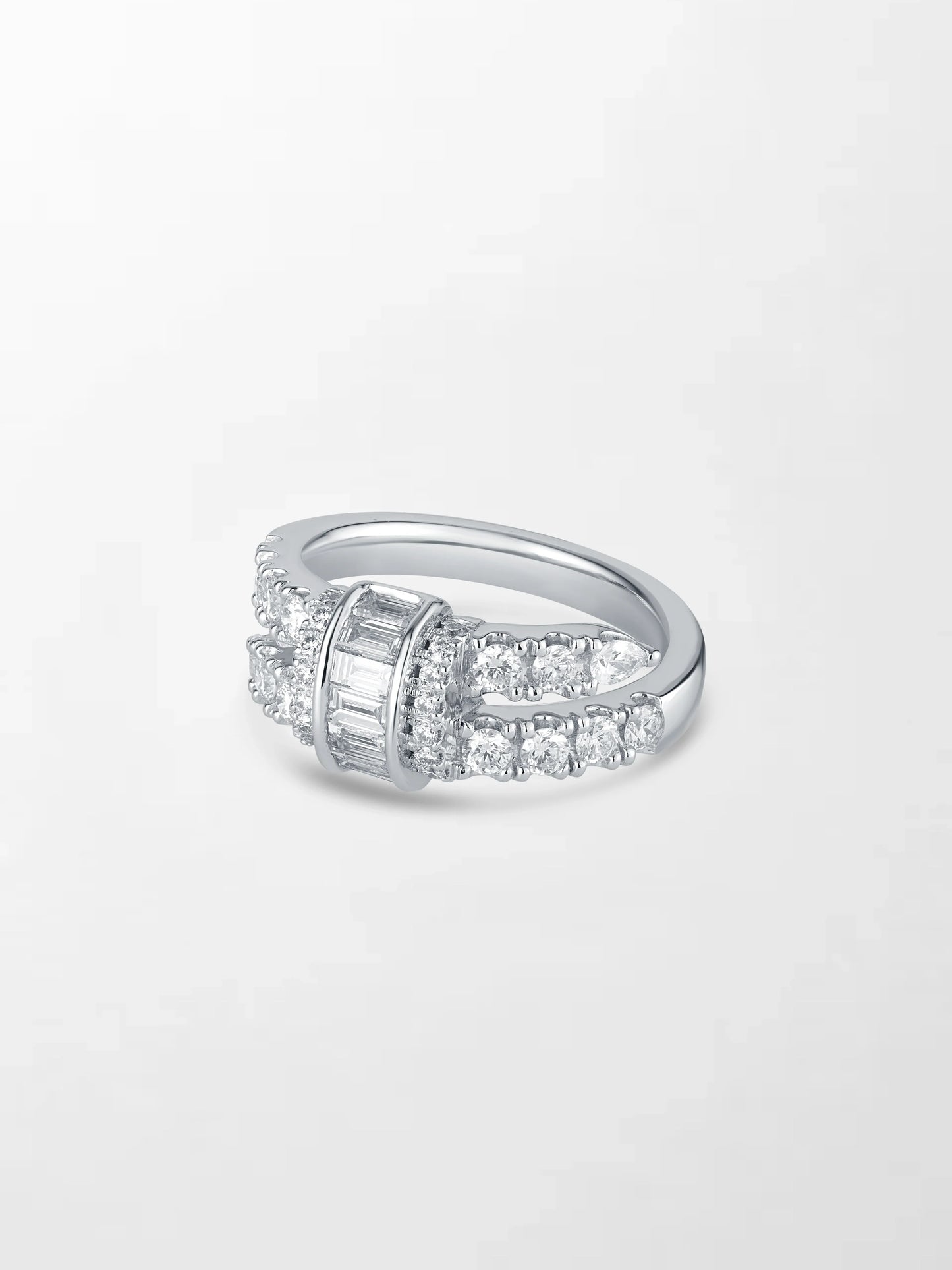Baguette Clasp Ring
