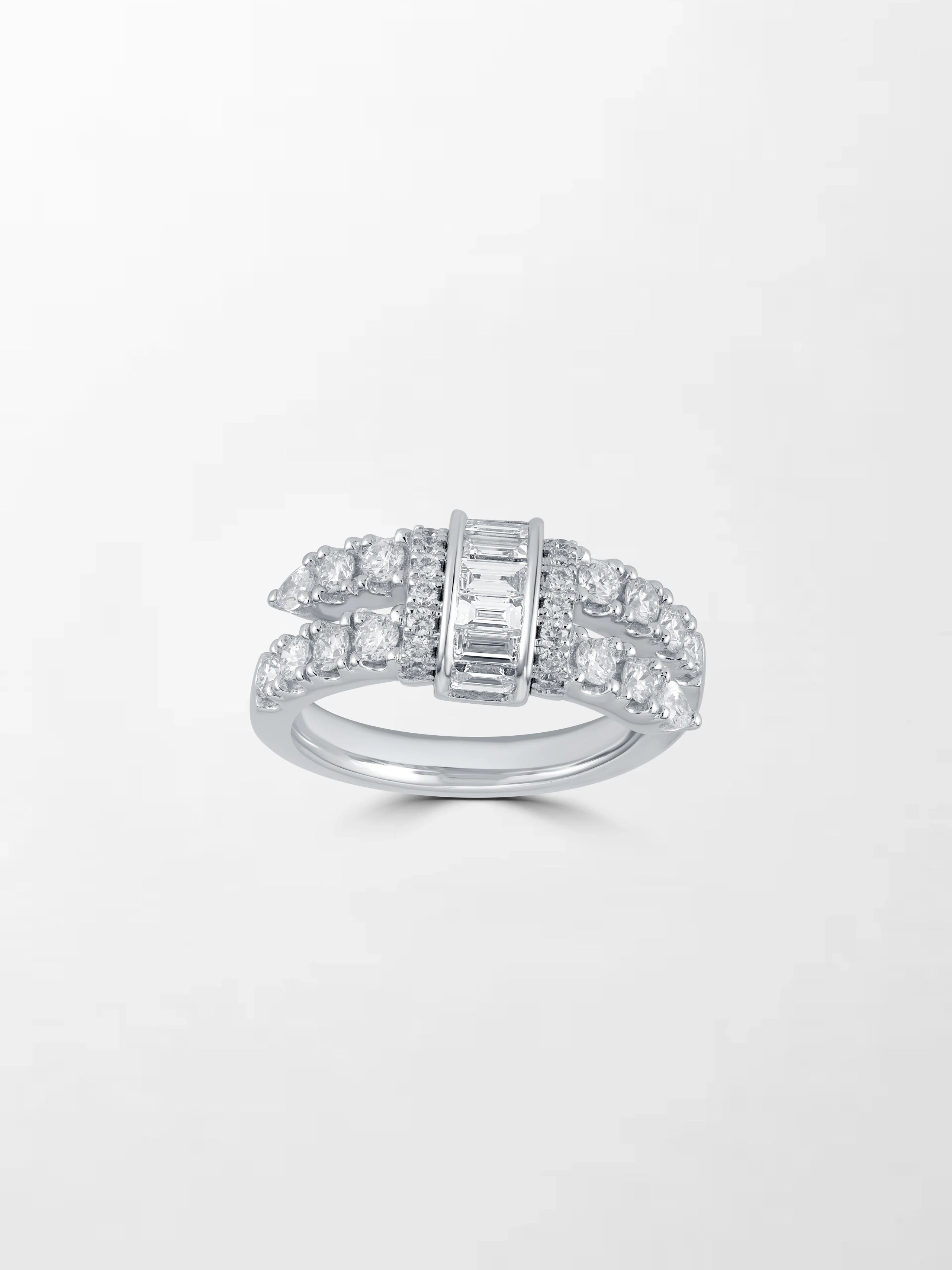 Baguette Clasp Ring