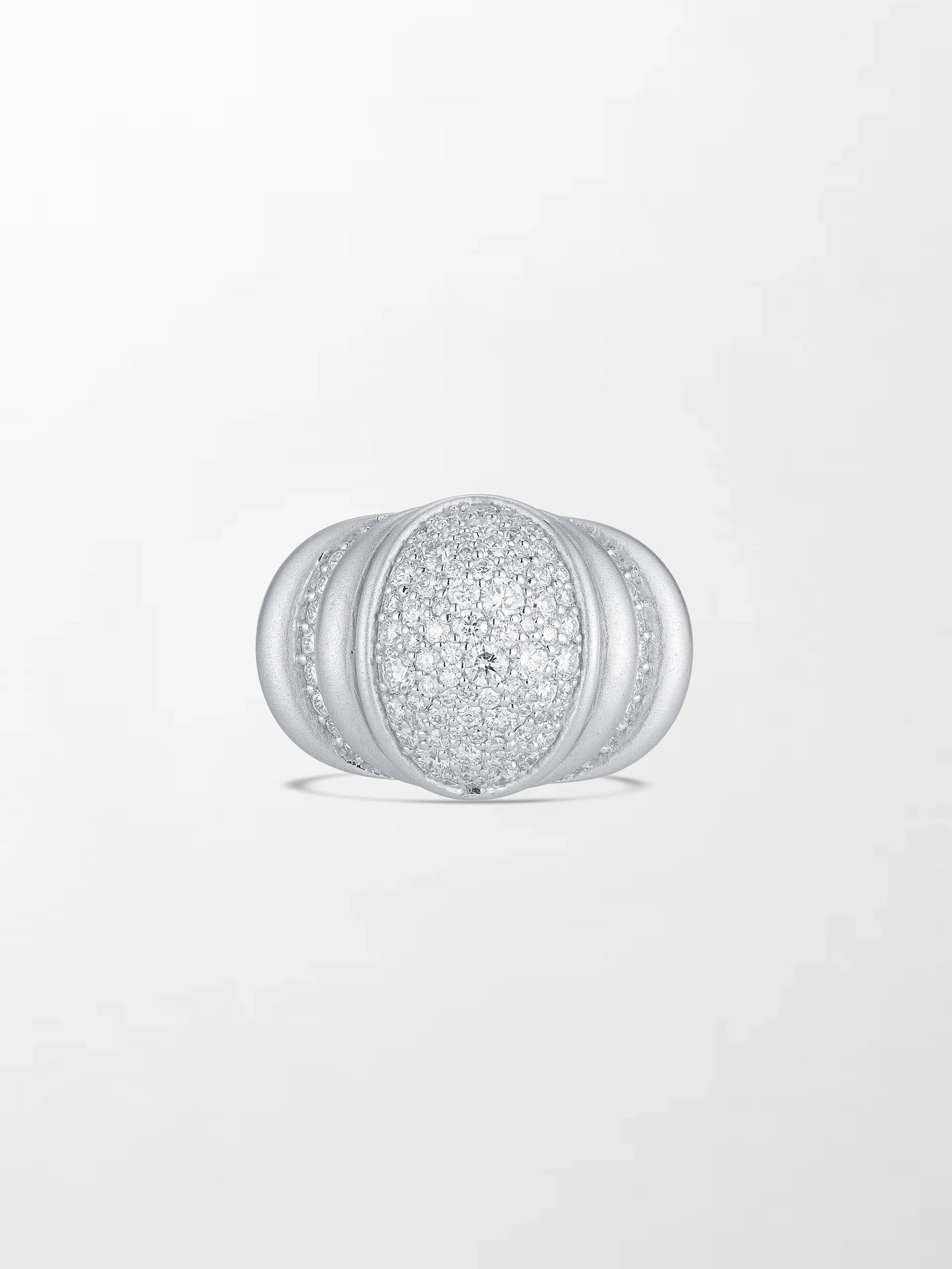 Mooncrest Frost Ring